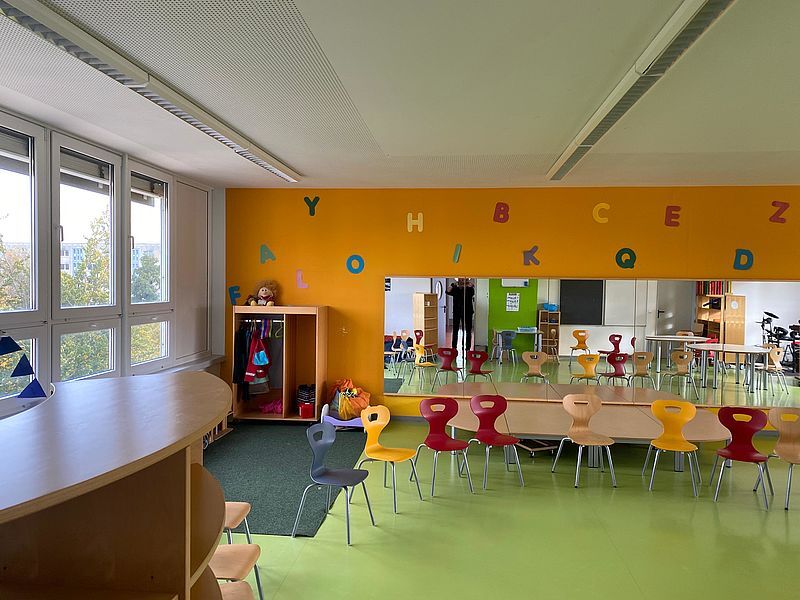 ILL Hort in der Grundschule Greif Theaterraum